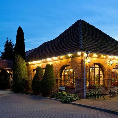 Landhotel Zur Schmiede Göhren-Lebbin Exterior foto