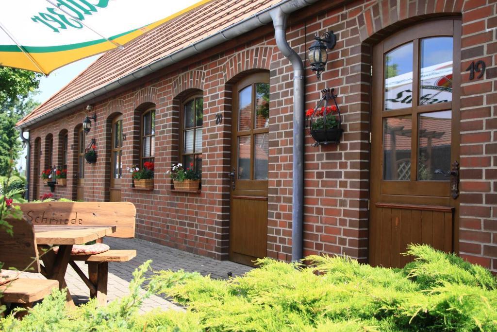 Landhotel Zur Schmiede Göhren-Lebbin Exterior foto